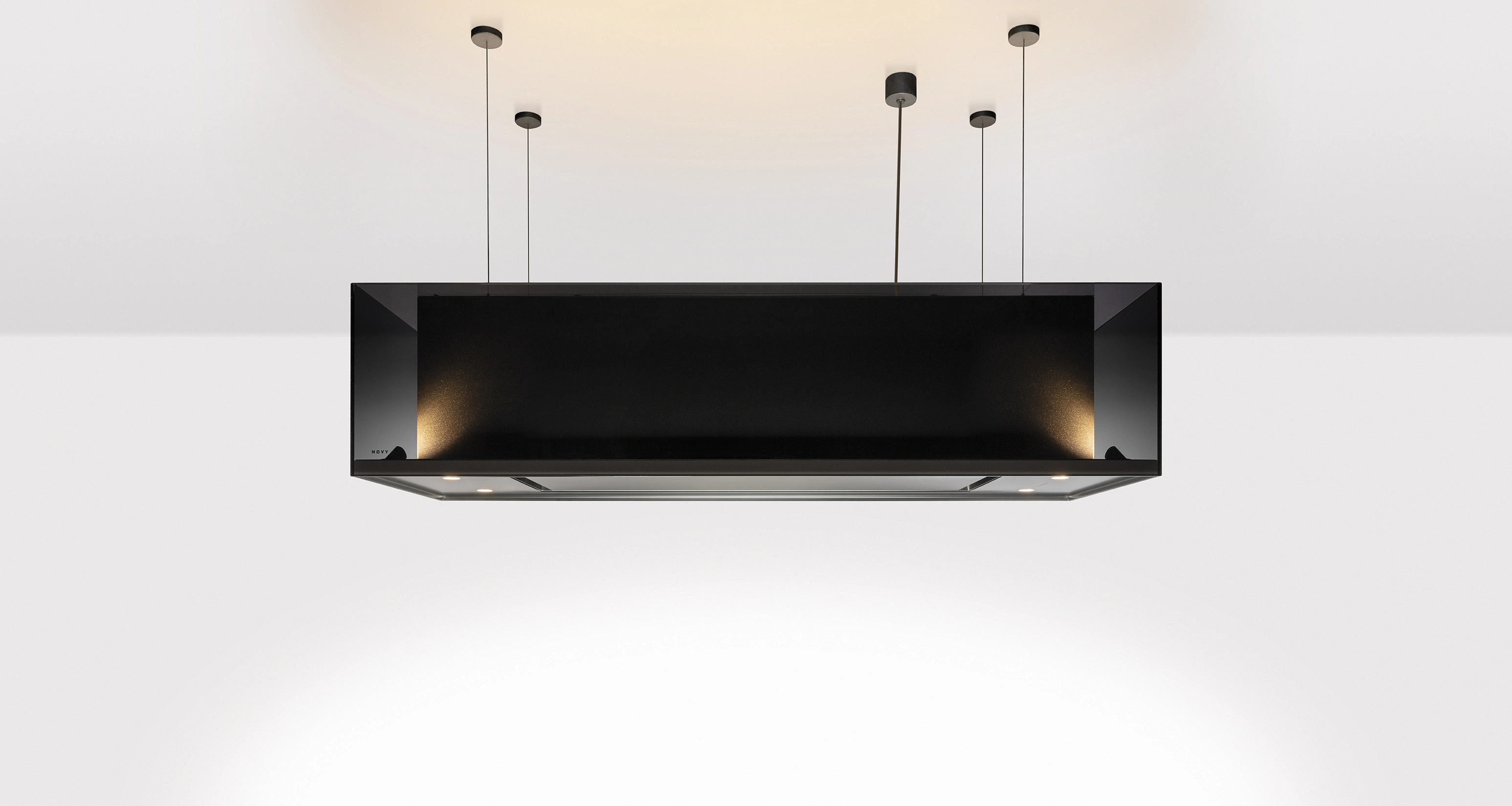 Novy Phantom Kabel 130 Insel-Dunstabzugshaube Schwarz Novy Phantom Kabel 130 Insel-Dunstabzugshaube Schwarz